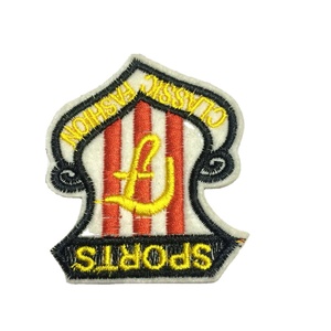 Escudo diseños <span class=keywords><strong>personalizados</strong></span> 100% parches <span class=keywords><strong>bordados</strong></span> coser hierro en la ropa decorar para la venta - Product Image 2