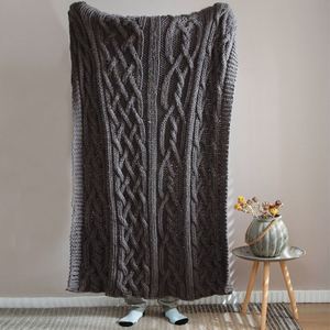 NES haute qualité pique-nique poids Crochet fait à la main <span class=keywords><strong>blanc</strong></span> noir doux acrylique Tube fil épais gros tricot géant jeter couverture - Product Image 2