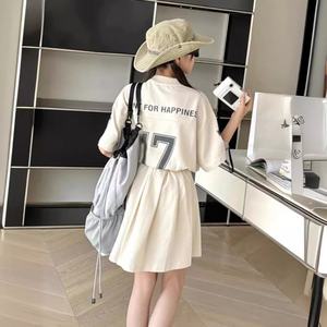 Set di due pezzi Casual estivo da ragazza nuovo stile gonna a maniche corte a maniche corte a tinta unita per ragazzi - Product Image 4