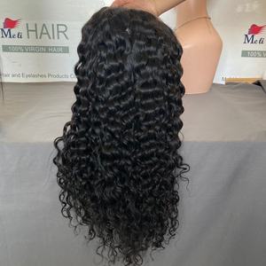 Perruque Full Lace en dentelle transparente couleur naturelle, perruque Full Lace à raie libre avec tresses, perruque en dentelle de haute qualité à ondulations naturelles et petits nœuds - Product Image 3