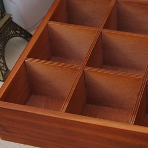 Boîte de rangement pour bijoux en bois avec couvercle en acrylique, design Secret La Vie Rurale Paris 1982, pour l'organisation du bureau - Product Image 4