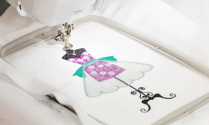 Nueva Máquina de Coser Computarizada Brother F580 que También Hace Bordados - Product Image 5