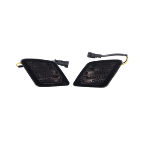 Yongjin sistemi di illuminazione automatica set di indicatori di direzione posteriore per <span class=keywords><strong>Vespa</strong></span> GTS125 <span class=keywords><strong>250</strong></span> 300 <span class=keywords><strong>GTV</strong></span> <span class=keywords><strong>250</strong></span> <span class=keywords><strong>GTV</strong></span> 300 2023 - Product Image 1