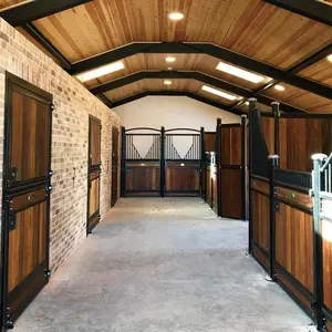 Indoor Outdoor Metalen Beweegbare Boerderij Mobiele Draagbare Metalen Houten Ontwerp Paardenbox Stal Fronten Kraam