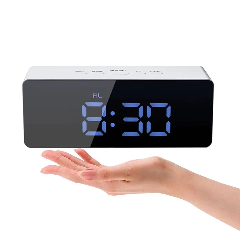 Regalo promozionale Digitale di Allarme Orologio Multifunzionale ha condotto Specchio Alarm Clock USB di Ricarica Orologio per la Casa Ufficio