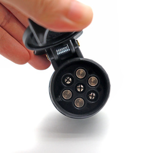Adaptador de luz de <span class=keywords><strong>remolque</strong></span> de vehículo <span class=keywords><strong>13</strong></span> <span class=keywords><strong>pines</strong></span> 12V ISO11446 <span class=keywords><strong>a</strong></span> <span class=keywords><strong>remolque</strong></span> <span class=keywords><strong>7</strong></span> <span class=keywords><strong>pines</strong></span> 12V ISO1724 adaptador de <span class=keywords><strong>conector</strong></span> de enchufe de <span class=keywords><strong>remolque</strong></span> de coche - Product Image 3