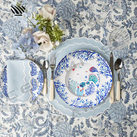 Assiettes en porcelaine Submerge in Oceanic Grace - Motifs marins enchanteurs en bleu et aux teintes colorées, compatibles lave-vaisselle et micro-ondes