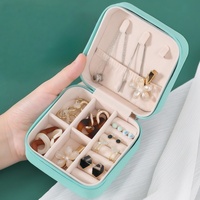 Boîte en forme de coquillage sur le thème de la plage, emballage cadeau d'été unique pour filles et femmes