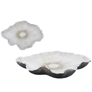 Oem Golden Resin Lotus flowers leaves dish Shape Holders 3d tray candy Kitchenware brass poly stone plate Tableware bowls