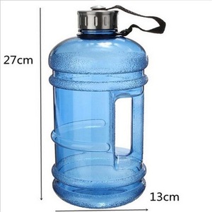 Bouteilles d'eau de sport de plein air personnalisées de grande capacité 2,2 L pour l'entraînement physique, haltères de gym, demi-gallon avec poignée - Product Image 5
