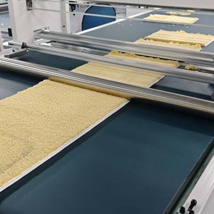 Máy may thảm tự động tùy chỉnh với năng suất cao để may thảm - Product Image 6