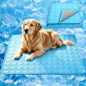 Tapis rafraîchissant en soie glacée pour animaux de compagnie, vente en gros d'usine, matelas respirant pour chien pour la voiture - Product Image 1