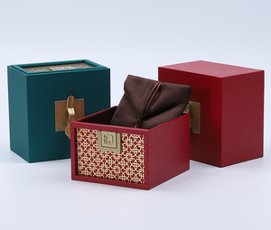 Caja de Cofre de Herencia con Sello de Jade Estilo Marca Nacional - Product Image 3