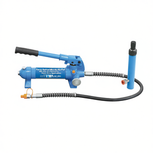 Kit de Unidad Hidráulica de Alta Presión Fervi, Bomba Manual de 10 Toneladas, 1 Manguera de Acero, Accesorios, Garantía de 3 Años para Aplicaciones de Trabajo Pesado - Product Image 1