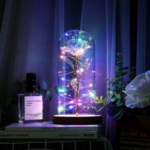 Rosas <span class=keywords><strong>de</strong></span> Oro <span class=keywords><strong>de</strong></span> 24K al por Mayor, Rosas Galaxia <span class=keywords><strong>con</strong></span> Lámpara LED en Cúpula <span class=keywords><strong>de</strong></span> <span class=keywords><strong>Cristal</strong></span> para el Día <span class=keywords><strong>de</strong></span> la Madre y San Valentín - Product Image 4