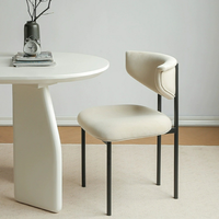 Chaise de salle à manger en bois massif moderne nordique chaises de restaurant rembourrées en tissu stable pour la maison hôtel école villa utilisation