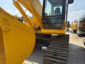 Excavadora Komatsu con motor y componentes de núcleo de motor usados en buenas condiciones y pocas horas a la venta - Product Image 2