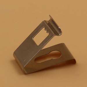 Envoyez-nous des dessins pour des clips métalliques personnalisés en acier au carbone/acier inoxydable/alliage d'aluminium - Product Image 3