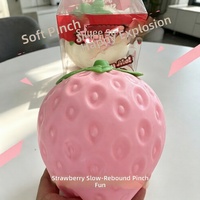 Jouet anti-stress Mogo Creative Jumbo Strawberry Squeeze, boule à pincer extra-large en forme de fruit, TPR, unisexe, emballé individuellement