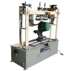 Presse à chaud semi-automatique pneumatique servo pour le marquage à chaud et le transfert thermique sur seaux en plastique et vêtements, avec fonction d'impression - Product Image 1