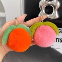 Porte-clés en fourrure de lapin douce et légère, design anime mignon petit pêche, fait main, boule en peluche pour décoration de voiture et sac, cadeau