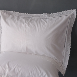 Funda de almohada bordada de algodón liso de buen proveedor - Product Image 2