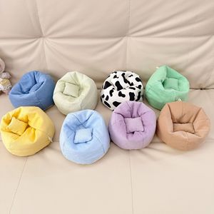 Accessoires de poupées en gros : Mini canapé en tissu format bureau pour poupées de 15 cm/17 cm - Product Image 1