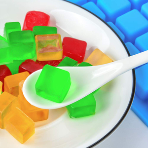 Moules en silicone pour bonbons gélifiés, 126 cavités carrées de 1 cm, <span class=keywords><strong>mini</strong></span>-moules à chocolat en forme de cube, vente en gros directe d'usine - Product Image 5