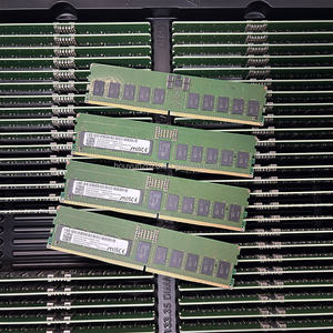 ไมครอน 64GB DDR5 4800Mhz PC5-38400 RDIMM 288-Pin CL4 Dual Rank X4 ECC โมดูลหน่วยความจำแบบลงทะเบียนสำหรับเซิร์ฟเวอร์ MTC40F2046S1RC48BA1 Ca - Product Image 2