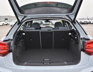 <span class=keywords><strong>Audi</strong></span> Q2L 1.4TFSI 35TFSI Sport Dynamic Edition Automatique 2022, un <span class=keywords><strong>petit</strong></span> <span class=keywords><strong>SUV</strong></span> à essence - Product Image 5