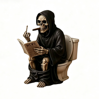 Patung Grim Reaper Jari Tengah Kerajinan Resin Ornamen Dekorasi Toilet Halloween Kreatif Lucu