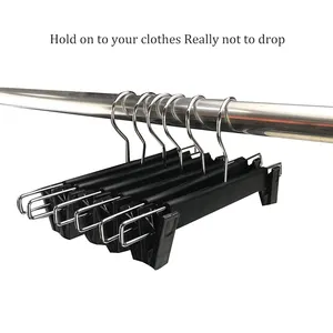 Non Slip Black Color Garment Usage Plastic Hanger For Display