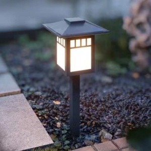 Luz solar para césped, luz Led para camino de jardín al aire libre, cuerpo de plástico resistente al agua con sensor de luz para decoración de patio y jardín - Product Image 1