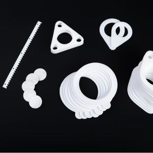 Láminas y Varillas de PTFE F-201, Piezas Irregulares Personalizadas, Blancas, Cumplen con RoHS, Certificación ISO 9001, Para Uso Industrial - Product Image 1