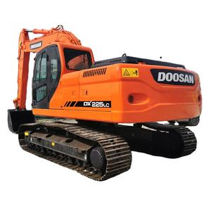 รถขุดตีนตะขาบ Doosan DX225LC ปี 2016 มือสอง พร้อมชิ้นส่วนหลัก (เครื่องยนต์ ปั๊ม มอเตอร์ เกียร์บ็อกซ์ PLC) น้ำหนักใช้งาน 22.5 ตัน - Product Image 1