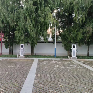 Chargeur AC Ev 22kw Chargeur de batterie de <span class=keywords><strong>voiture</strong></span> <span class=keywords><strong>hybride</strong></span> Station de charge mobile Ev Station de charge extérieure - Product Image 2