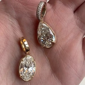 Collana con Ciondolo Minimalista a Cubo di Zucchero con Zirconi, Gioiello Elettroplaccato in Rame Bambù di Lusso Leggero e Versatile - Product Image 5
