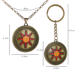 ZRM <span class=keywords><strong>Dark</strong></span> Souls Solar Knight Soral Porte-clés et Collier en Alliage de Zinc Ignifuge, Personnage Féminin de Dessin Animé Altlius, Accessoires de Jeu - Product Image 3