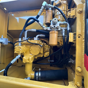 เครื่องขุดตีนตะขาบไฮดรอลิกสภาพดีเยี่ยมสำหรับแมว323D ปั๊มเกียร์เครื่องยนต์ญี่ปุ่น - Product Image 4