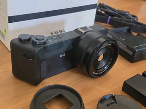 กล้อง HFT Professional <span class=keywords><strong>Sigma</strong></span> DP2 <span class=keywords><strong>Quattro</strong></span> DSLR เซ็นเซอร์ CMOS ถ่ายวิดีโอ 4K และภาพนิ่ง กล้องราคาประหยัด ขายส่งการ์ด <span class=keywords><strong>SD</strong></span> - Product Image 3