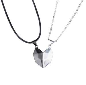 <span class=keywords><strong>2021</strong></span>แฟชั่นคู่รักรูปหัวใจสร้อยคอแม่เหล็กของขวัญวันวาเลนไทน์สไตล์สร้อยคอ - Product Image 1