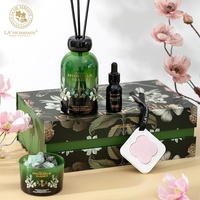 Ensemble cadeau d'aromathérapie en rotin en quatre pièces pour la personnalisation en lot, idéal pour rafraîchir l'air des chambres d'hôtel pendant les festivals