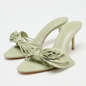 Yx2025 Verano Nueva moda Sexy Banquete Zapatillas Trabajo de mujer Sandalias de tacón alto - Product Image 1