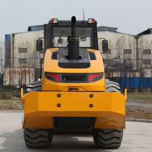 Rouleau compresseur vibrant LIUGONG 6126E de 26 tonnes de Liugong (Chine) vendu dans le monde entier - Product Image 5