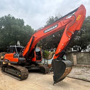 Excavatrice minière de 30 tonnes presque neuve et de haute qualité, Doosan 300LC-9C, excavatrice hydraulique sur chenilles d'occasion - Product Image 2