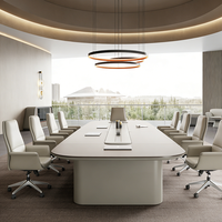 Mesa de Conferencias Moderna y de Lujo para Oficina y Sala de Juntas, Diseño Modular, Adecuada para Salas de Conferencias de Alta Gama