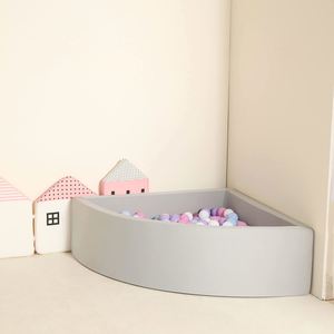 Piscine à balles pour enfants en mousse à mémoire de forme en latex premium gris clair, personnalisable, cadeau idéal, jouet - Product Image 1