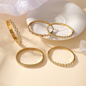 不褪色 PVD 镀金首饰镶嵌立方氧化锆手镯不锈钢简约手镯套装女士首饰 - Product Image 5