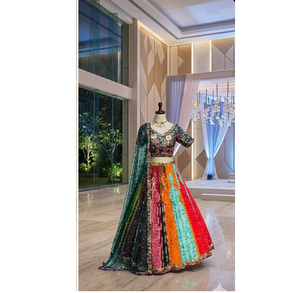 Ensemble Lehenga Luxe Vibrant pour Femme – Tenue Ethnique de Cérémonie avec Dupatta – Design Traditionnel Élégant - Product Image 2