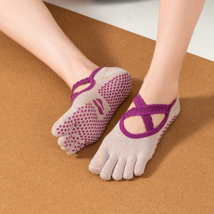 Chaussettes de danse antidérapantes en coton avec logo OEM, chaussettes de pilates, chaussettes de ballet, chaussettes de sport antidérapantes pour femmes, bandage professionnel, chaussettes de yoga - Product Image 4